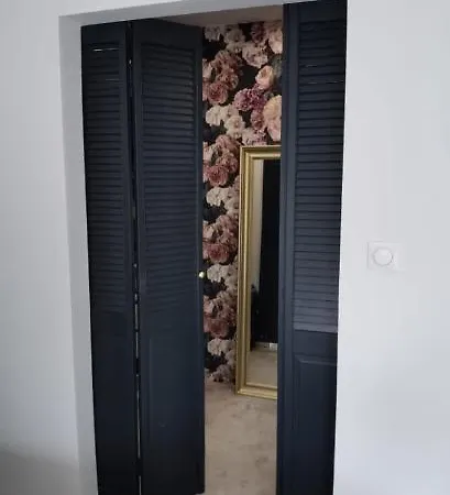 Jolie Maison En Pierre Avec Piscine
