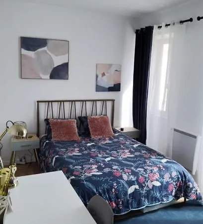 Jolie Maison En Pierre Avec Piscine *